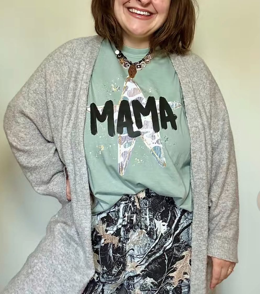 CAMO MAMA STAR - COMFORT COLORS